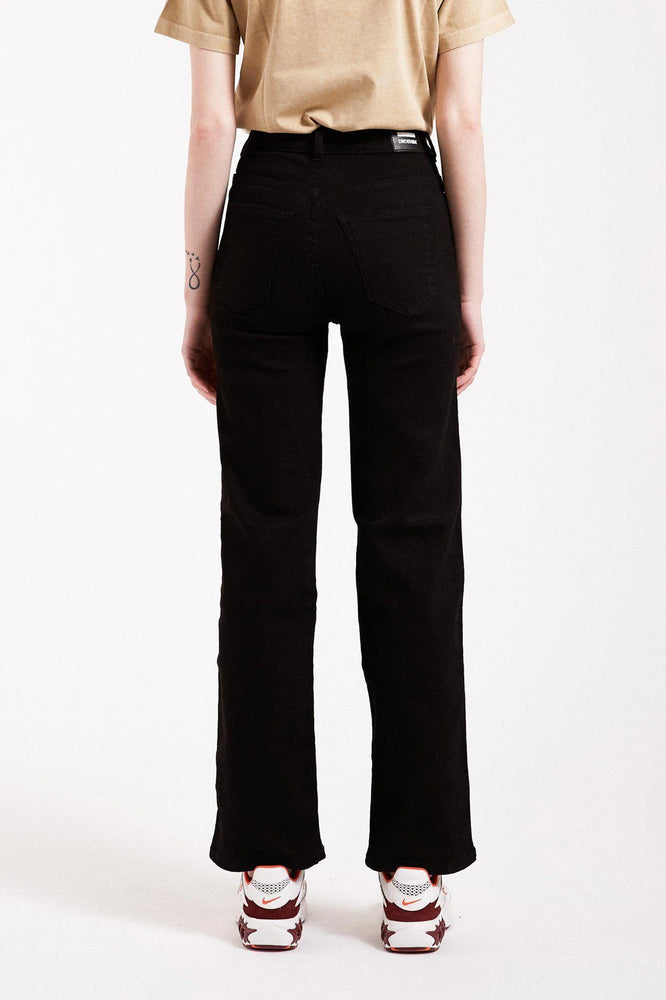 Moxy Straight Denim - Solid Black