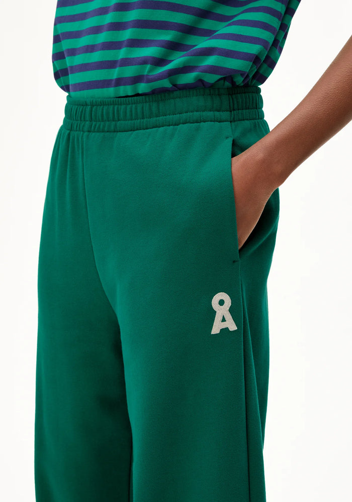ICONIC Å IVAARA Sweatpant - Emerald Green