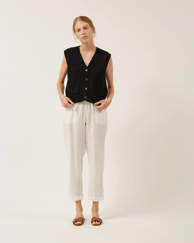
            
                Load image into Gallery viewer, Naif WYNN sleeveless cotton cardigan
            
        