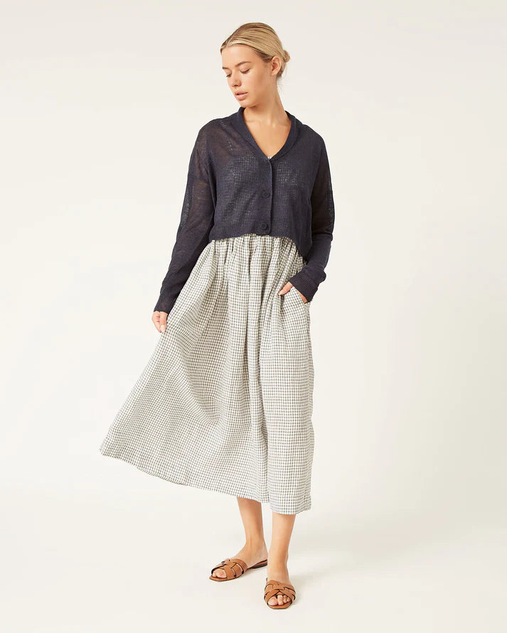 
            
                Load image into Gallery viewer, GWEN check linen dress- Linen white
            
        