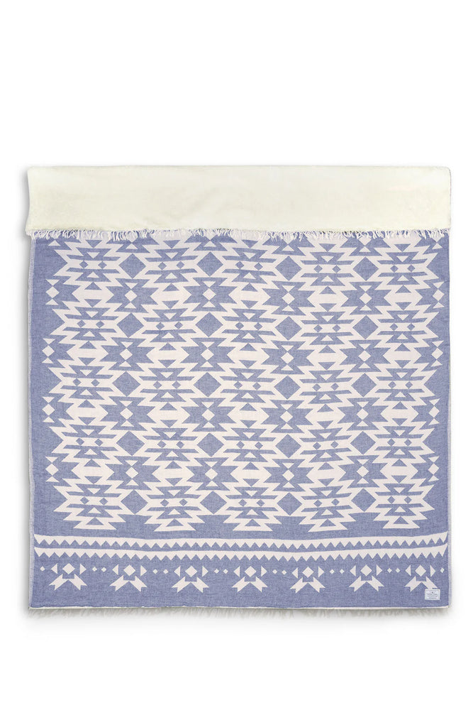 THE COAST | Fleece Throw- Blue