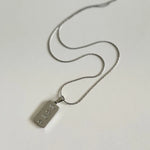 Mama Necklace