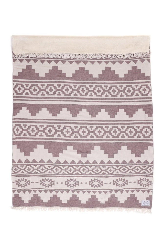 The Beachcomber Throw - Wine